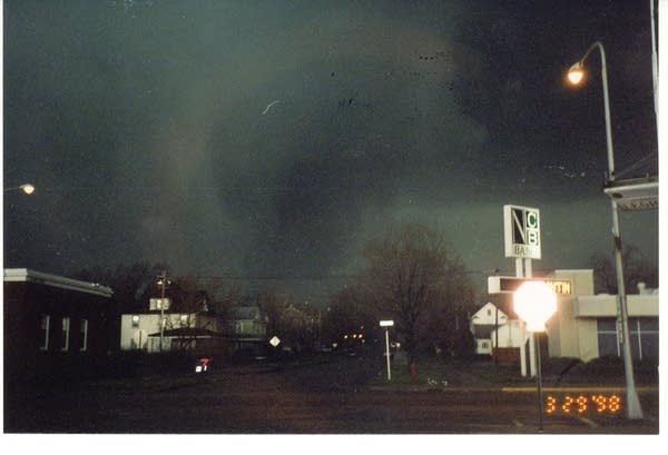 Tornado bearing down