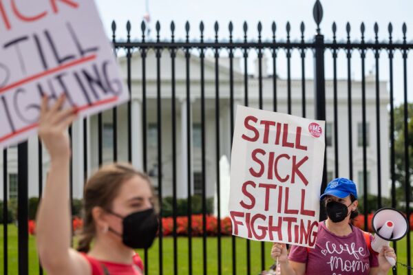 Washington DC, USA- September 19: Protestors march outside the White House to call attention to those suffering from Myalgic Encephalomyelitis and âlong Covidâ on September 19th, 2022 in Washington, DC. (Photo by Nathan Posner/Anadolu Agency via Getty Images)