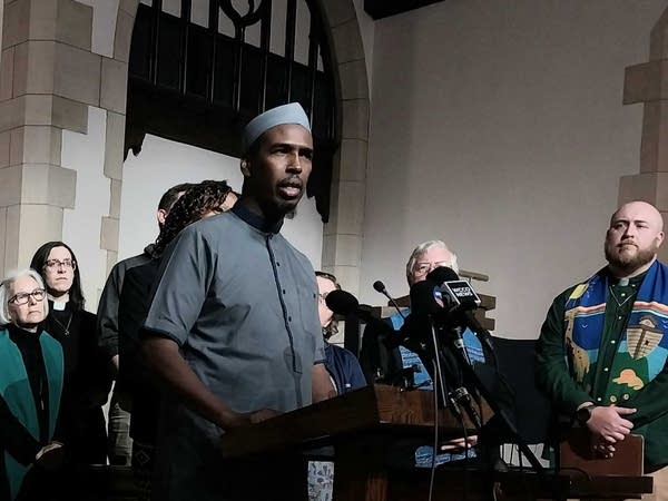 Imam Abdulahi Farah speaking
